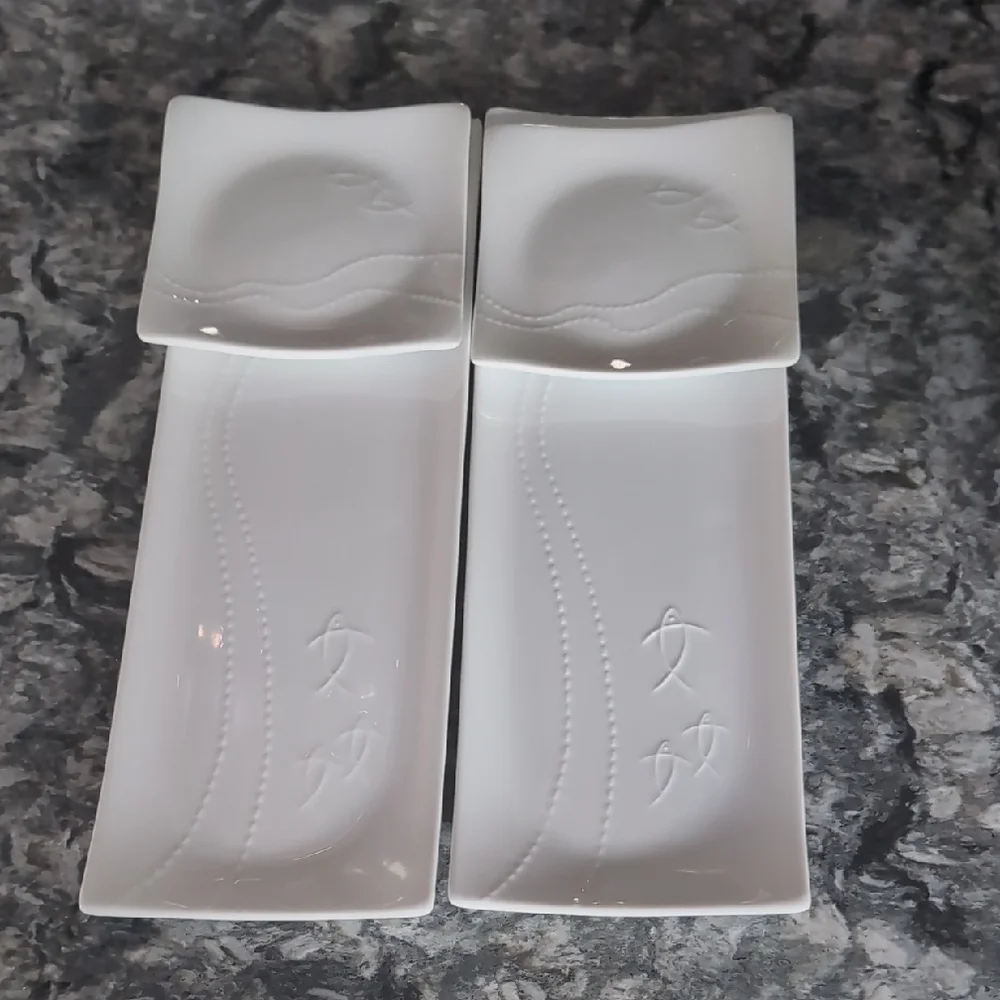 Crate&Barrel White Porcelain Plate